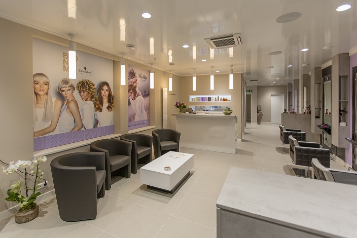 Fluente Haarmode - dé kapsalon in de Reeshof Tilburg - 013 205 0 305